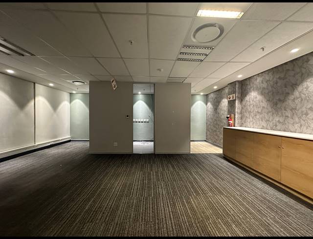 120M² OFFICE TO LET IN CENTURION CENTRAL